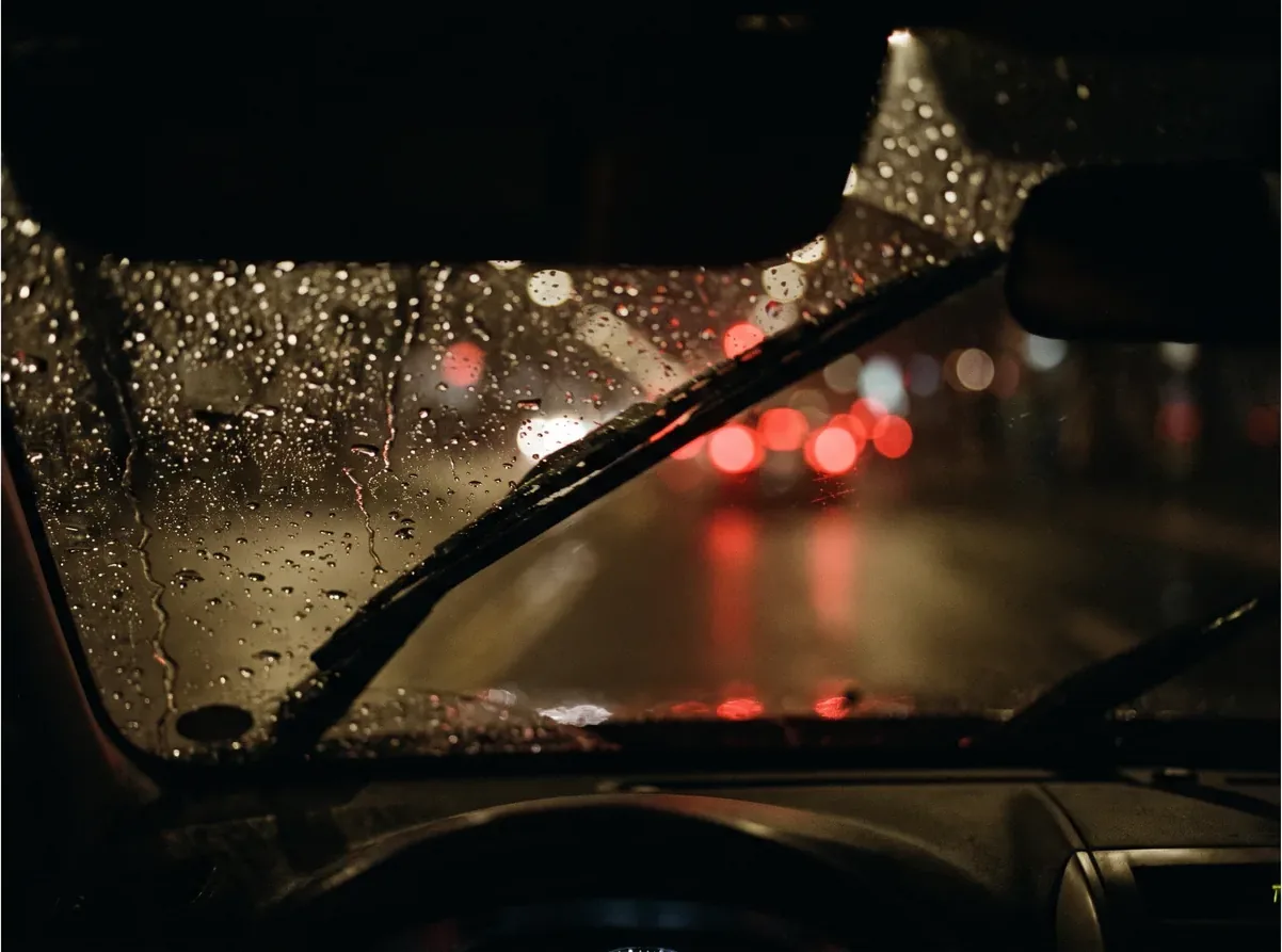 Wiper on glass